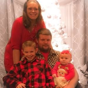 Meet your Posher, Stephanie n eric